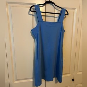 Blue dress with pockets